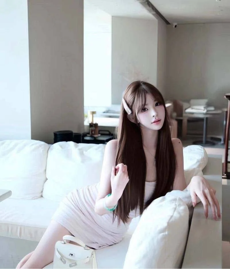 Toronto CN Tower View from Luxury Hotel 2025